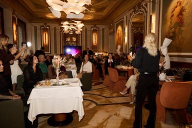 Медицина и медиа встретились в Savoy: Светлана Сильваши представила WOMEN’S WORLD Медицина и медиа встретились в Savoy: Светлана Сильваши представила WOMEN’S WORLD